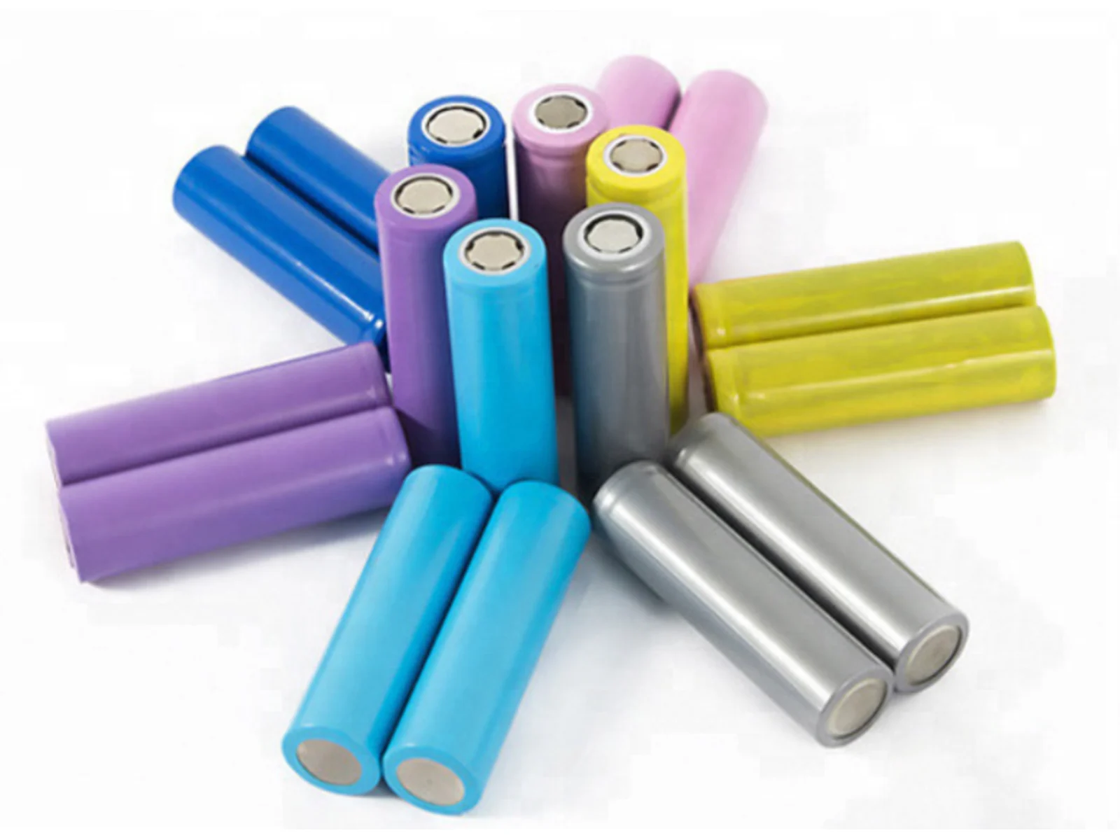 Mixed cylindrical cells in several colors and wrapper styles